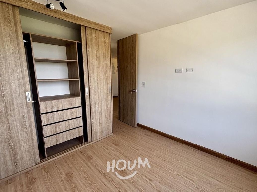 Apartamento de 1 alcoba en venta en El Redil, Bogotá, 35 m² · foto 10 de 20