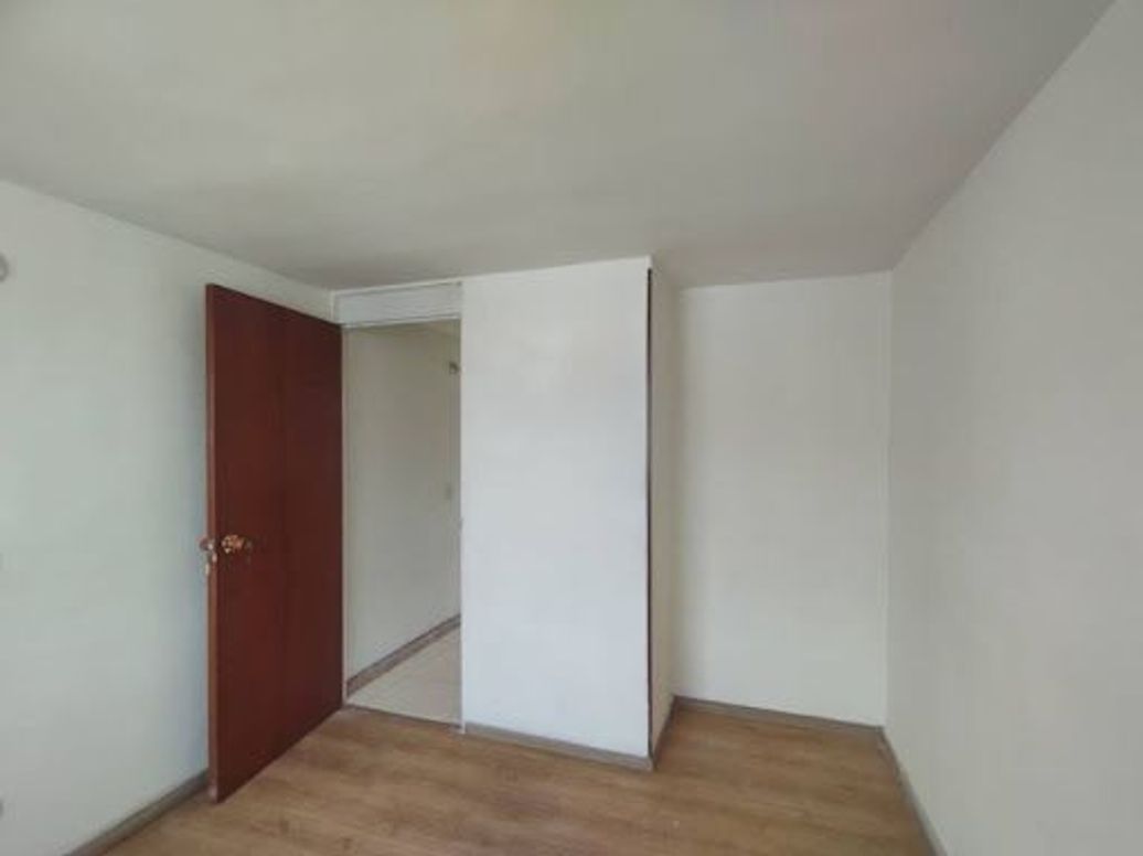Apartamento de 3 alcobas en arriendo en Centenario, Bogotá, 50 m² · foto 17 de 20
