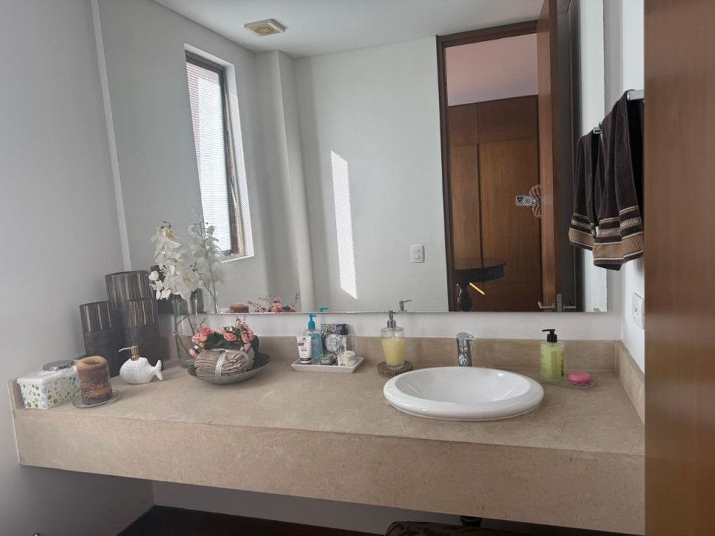 Apartamento de 4 alcobas en venta en La Acanada, Bogotá, 413 m² · foto 17 de 20