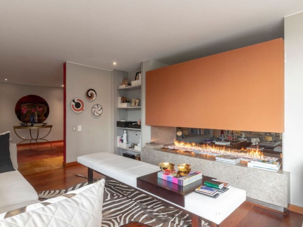 Apartamento de 3 alcobas en venta en El Refugio, Bogotá, 330 m² · foto 5 de 20
