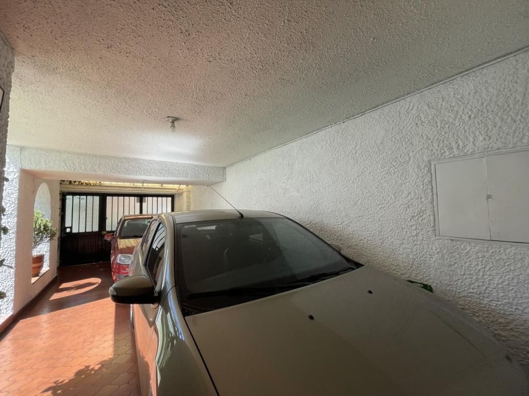 Casa de 4 alcobas en venta en Santa Rosa, Bogotá, 183 m² · foto 16 de 18