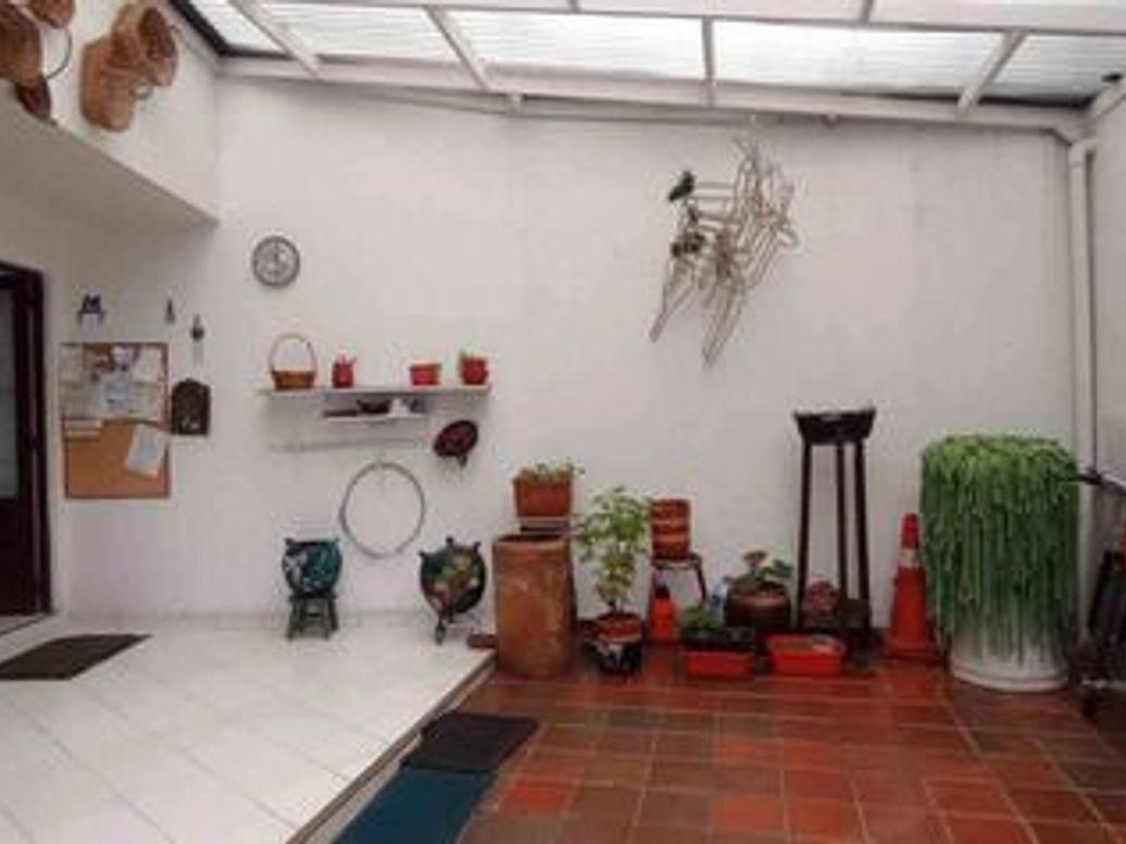 Casa de 4 alcobas en arriendo en Santa Barbara Central, Bogotá, 209 m² · foto 4 de 12