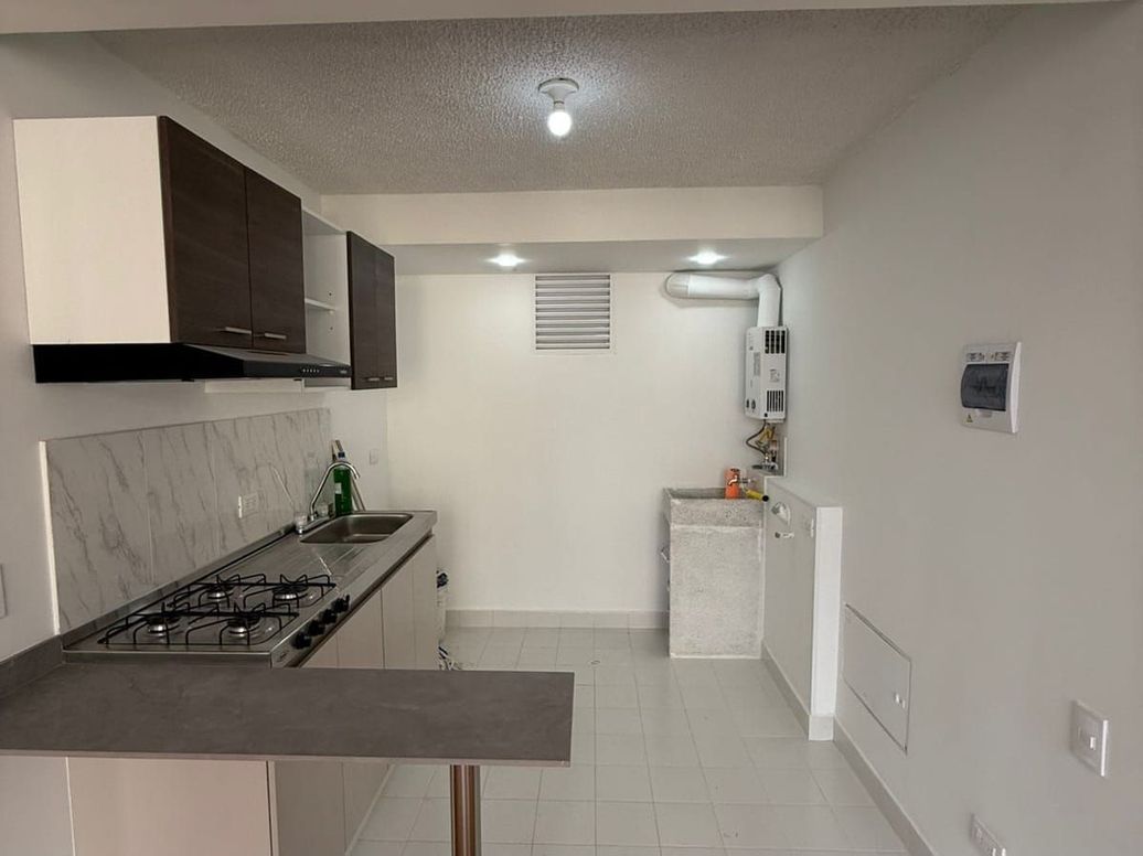 Apartamento de 2 alcobas en arriendo en Granjas De Techo, Bogotá, 45 m² · foto 14 de 17
