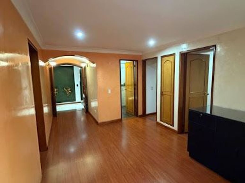 Apartamento de 4 alcobas en venta en Chicó Norte, Bogotá, 141 m² · foto 14 de 15
