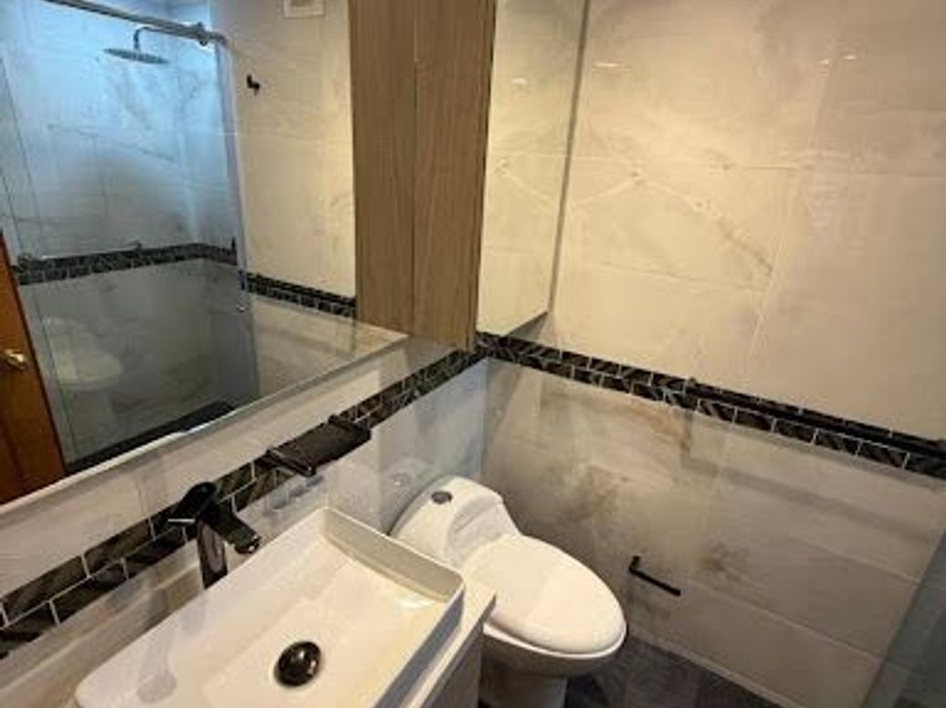 Apartamento de 4 alcobas en venta en Chicó Norte, Bogotá, 141 m² · foto 9 de 15