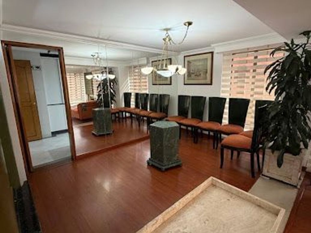 Apartamento de 4 alcobas en venta en Chicó Norte, Bogotá, 141 m² · foto 8 de 15