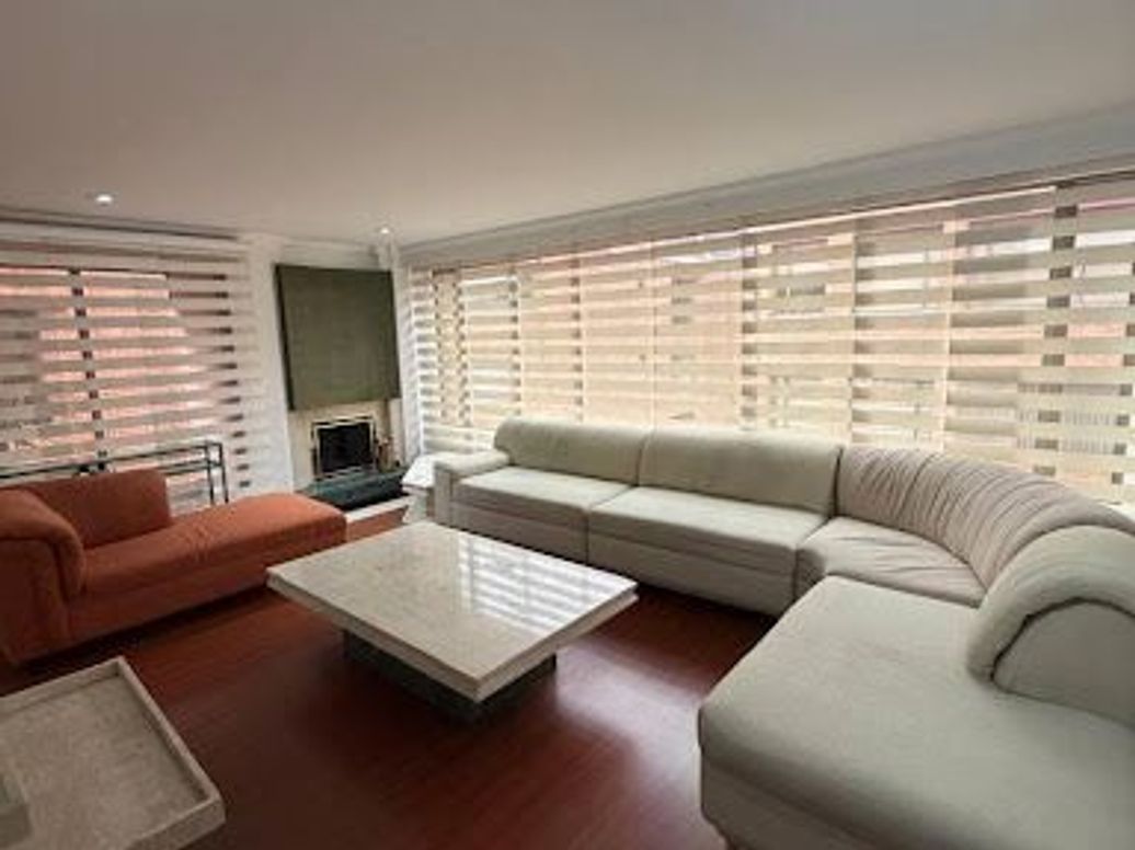 Apartamento de 4 alcobas en venta en Chicó Norte, Bogotá, 141 m² · foto 3 de 15
