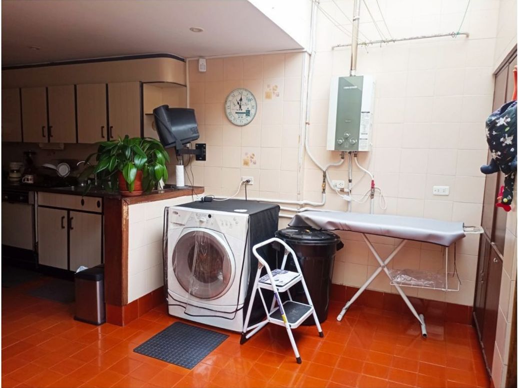 Casa de 3 alcobas en venta en Foledo, Bogotá, 360 m² · foto 6 de 16