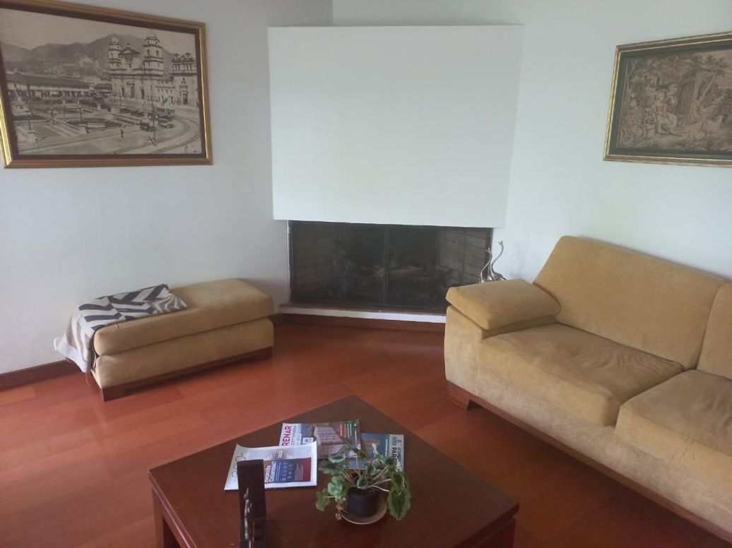 Casa de 3 alcobas en venta en La Calleja, Bogotá, 230 m² · foto 7 de 9