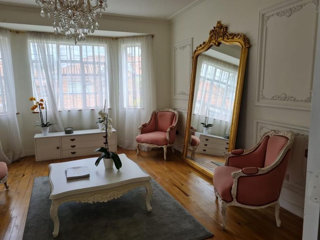 Casa de 6 alcobas en venta en Quinta Camacho, Bogotá, 690 m² · foto 14 de 20