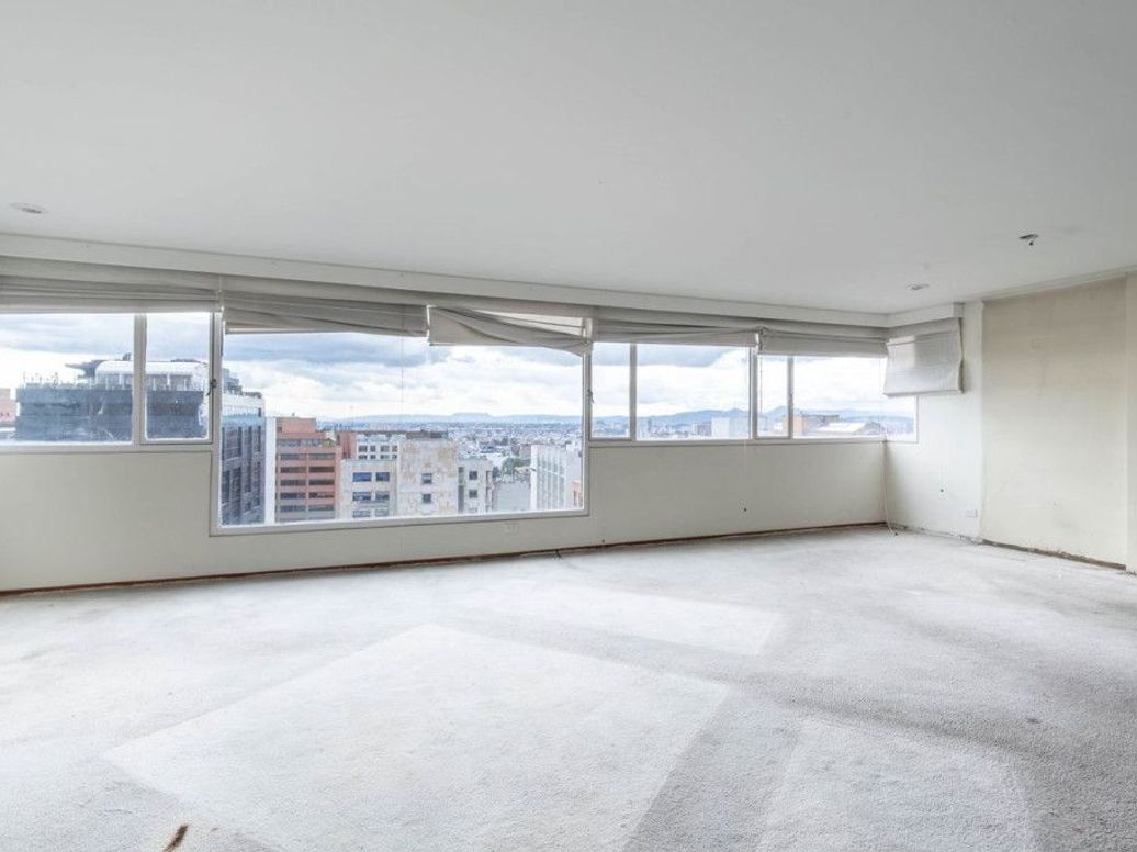 Apartamento de 3 alcobas en venta en Bellavista, Bogotá, 181 m² · foto 2 de 20