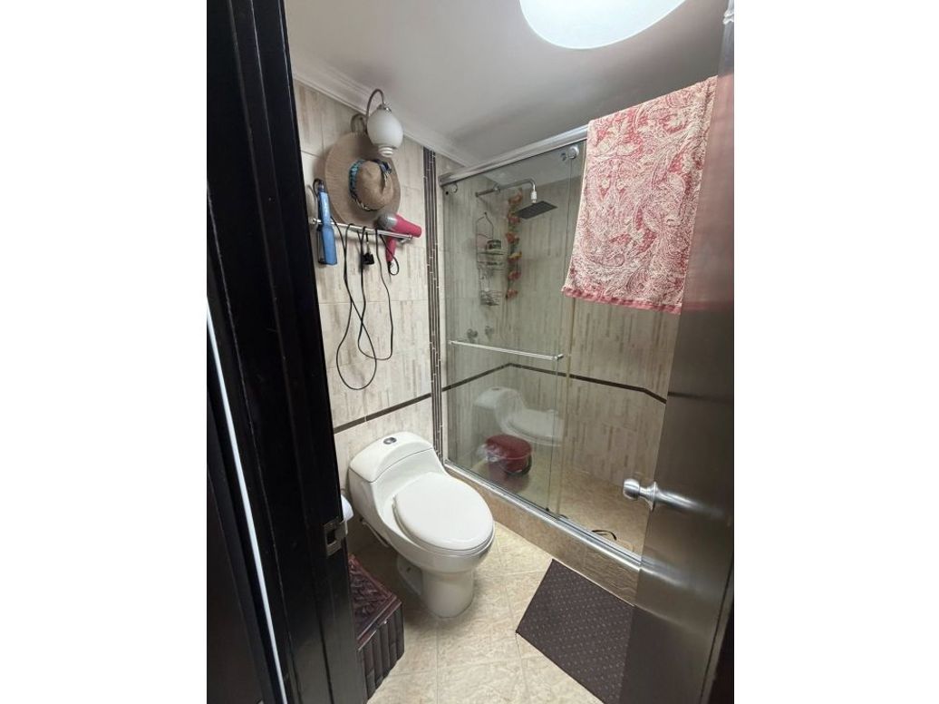 Casa de 3 alcobas en venta en Modelia Occidental, Bogotá, 164 m² · foto 16 de 20