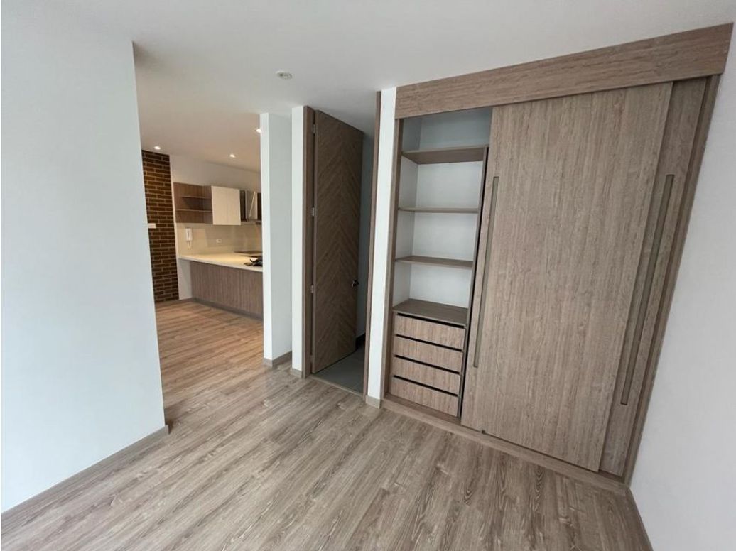 Apartaestudio en venta en Chapinero, Bogotá, 42 m² · foto 3 de 20