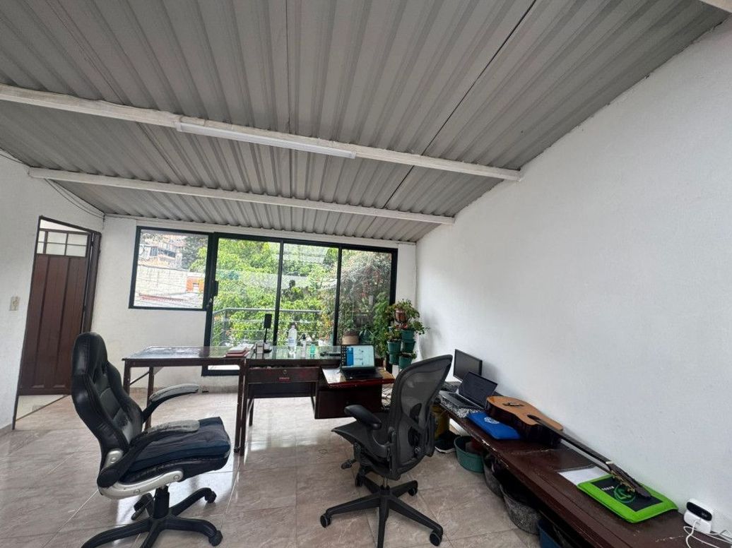 Casa de 3 alcobas en venta en Calvo Sur, Bogotá, 270 m² · foto 16 de 17