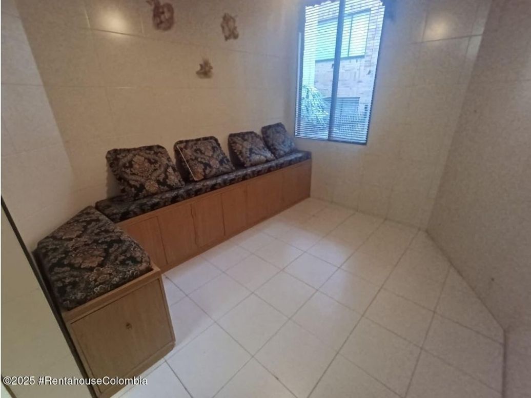 Apartamento de 3 alcobas en venta en San Patricio, Bogotá, 145 m² · foto 14 de 20