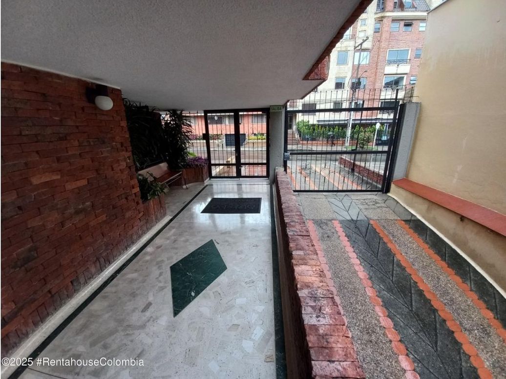 Apartamento de 3 alcobas en venta en San Patricio, Bogotá, 145 m² · foto 6 de 20