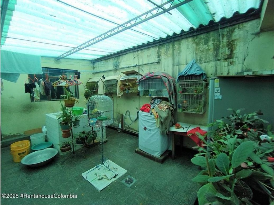 Casa de 4 alcobas en venta en Morato, Bogotá, 207 m² · foto 17 de 20
