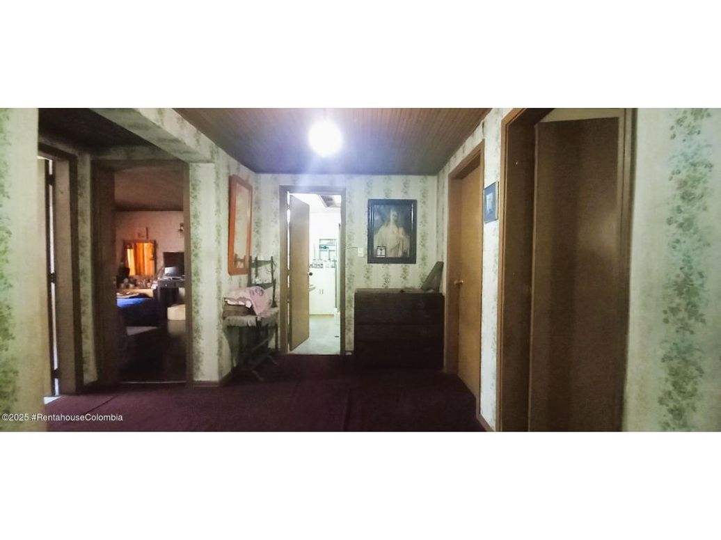 Casa de 4 alcobas en venta en Morato, Bogotá, 207 m² · foto 18 de 20
