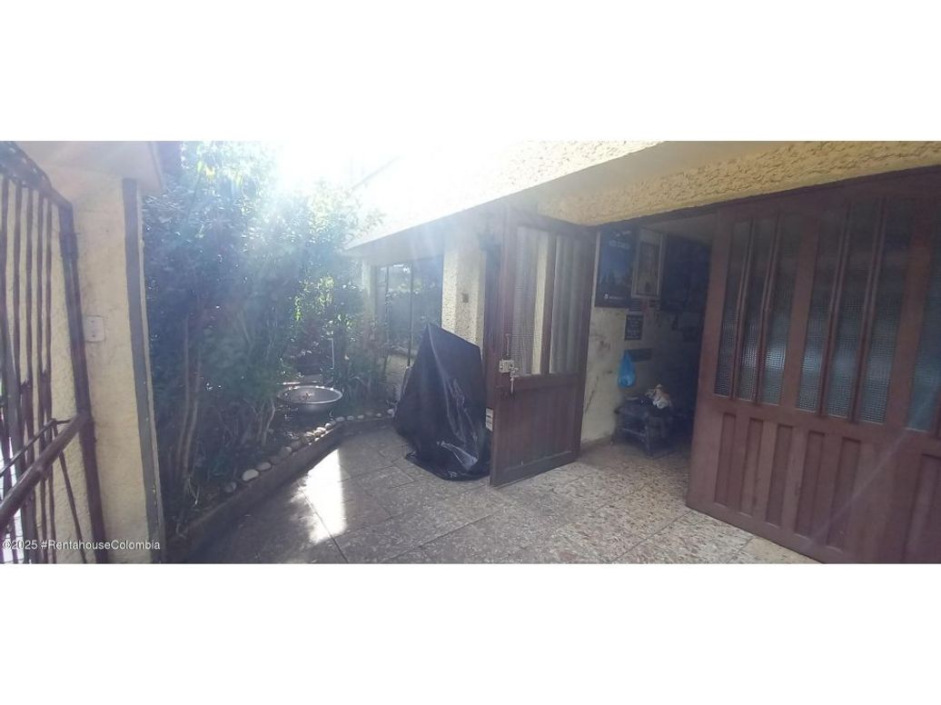 Casa de 4 alcobas en venta en Morato, Bogotá, 207 m² · foto 5 de 20