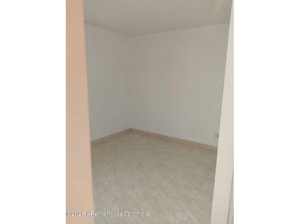 Apartamento de 1 alcoba en venta en Tierra Buena, Bogotá, 35 m² · foto 19 de 20