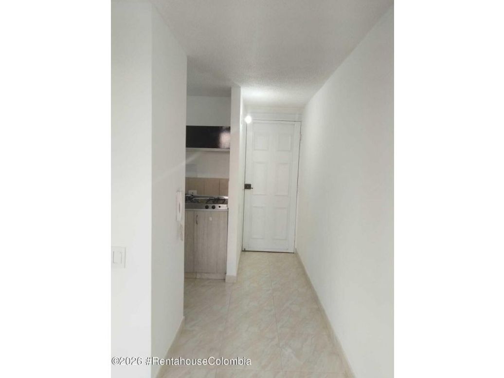 Apartamento de 1 alcoba en venta en Tierra Buena, Bogotá, 35 m² · foto 2 de 20
