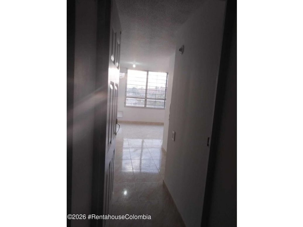Apartamento de 1 alcoba en venta en Tierra Buena, Bogotá, 35 m² · foto 3 de 20