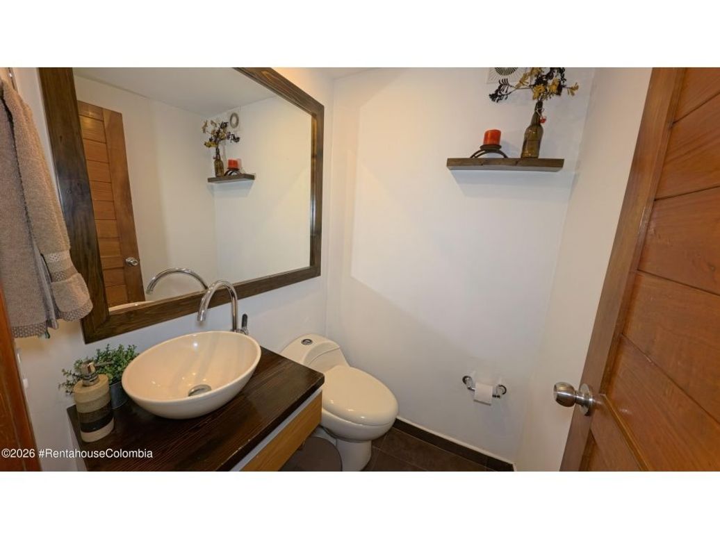 Casa de 5 alcobas en venta en San José De Bavaria, Bogotá, 450 m² · foto 15 de 20