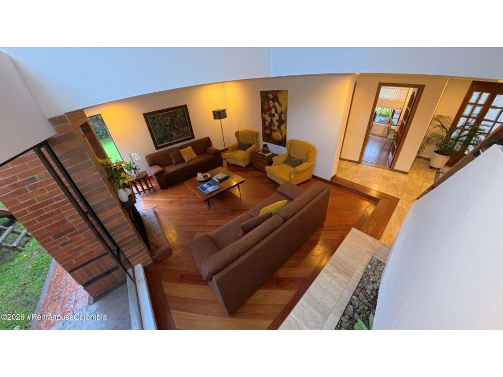 Casa de 5 alcobas en venta en San José De Bavaria, Bogotá, 450 m² · foto 19 de 20