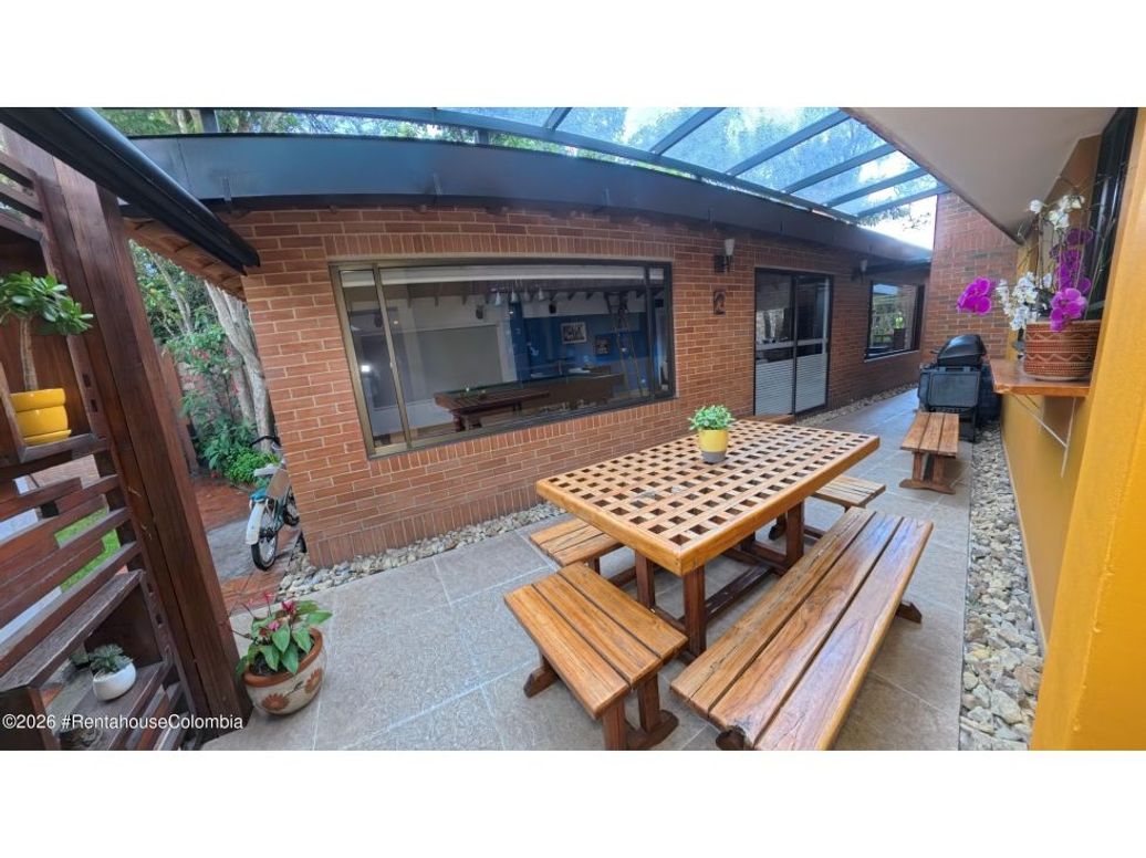 Casa de 5 alcobas en venta en San José De Bavaria, Bogotá, 450 m² · foto 6 de 20
