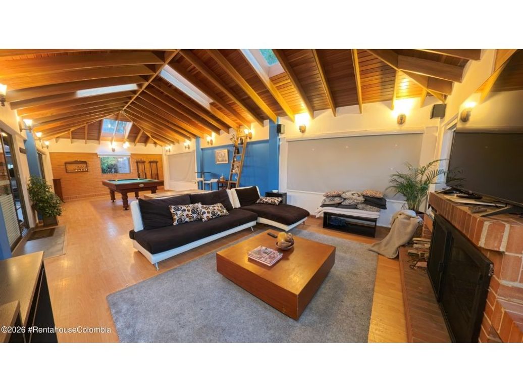 Casa de 5 alcobas en venta en San José De Bavaria, Bogotá, 450 m² · foto 9 de 20