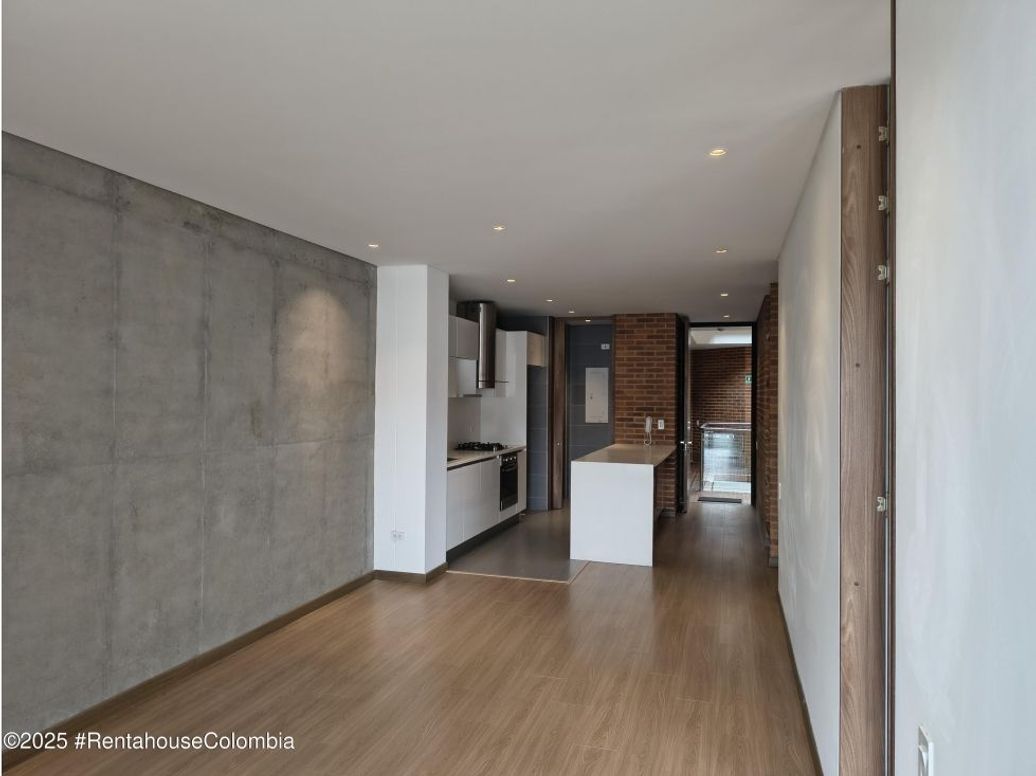 Apartamento de 2 alcobas en venta en Santa Barbara Occidental, Bogotá, 79 m² · foto 11 de 20