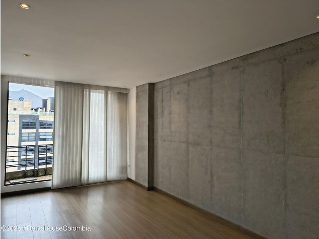 Apartamento de 2 alcobas en venta en Santa Barbara Occidental, Bogotá, 79 m² · foto 9 de 20