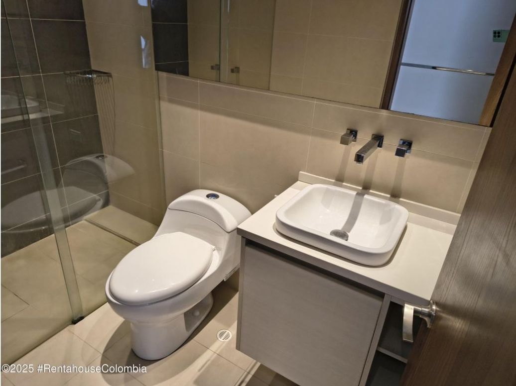 Apartamento de 2 alcobas en venta en Santa Barbara Occidental, Bogotá, 79 m² · foto 17 de 20