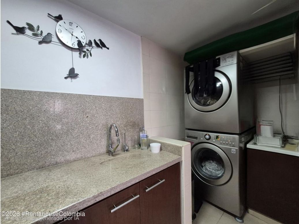 Apartamento de 3 alcobas en venta en San Antonio Norte, Bogotá, 94 m² · foto 8 de 9