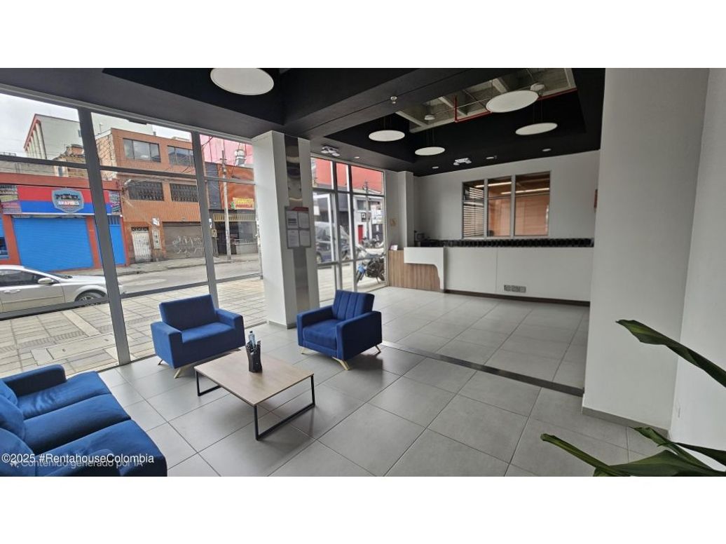 Apartamento de 2 alcobas en venta en Ricaurte, Bogotá, 31 m² · foto 3 de 12