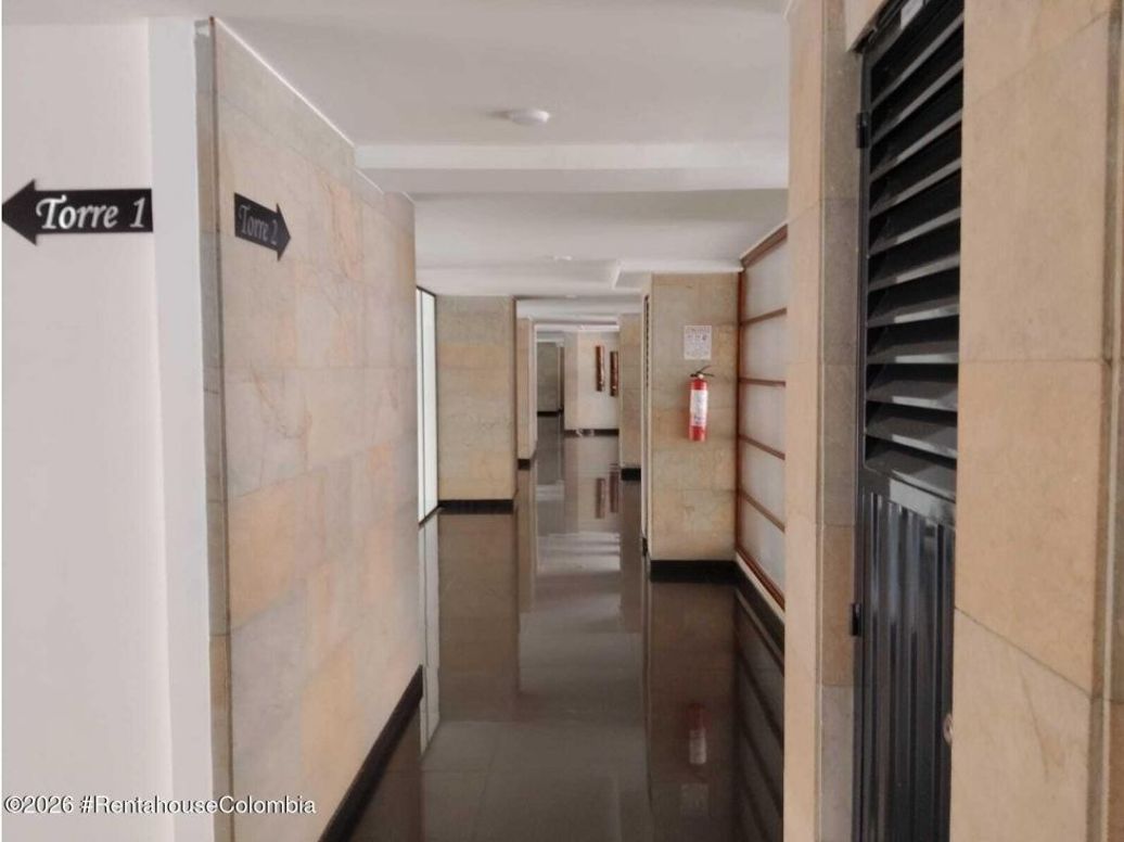 Apartamento de 3 alcobas en venta en Victoria Norte, Bogotá, 132 m² · foto 4 de 20