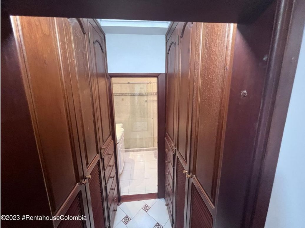 Casa de 3 alcobas en venta en Lisboa, Bogotá, 239 m² · foto 19 de 20