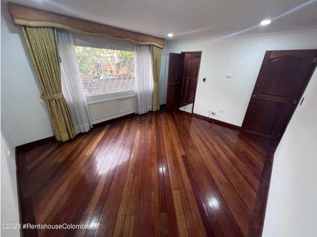 Casa de 3 alcobas en venta en Lisboa, Bogotá, 239 m² · foto 18 de 20
