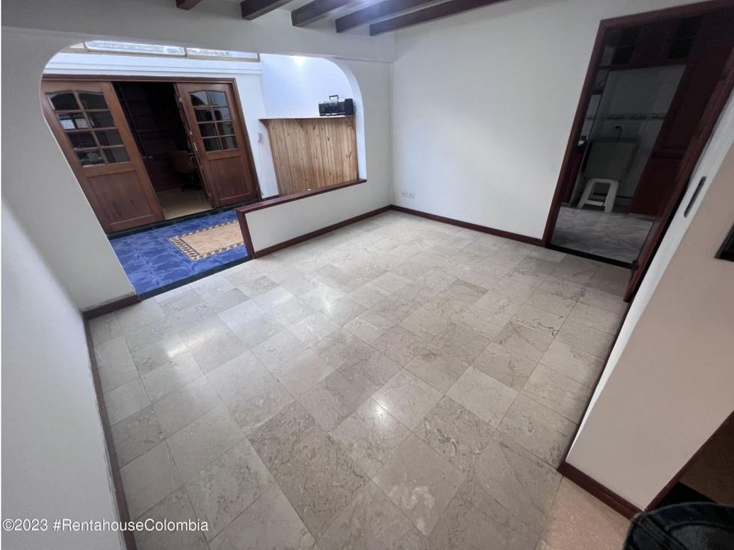 Casa de 3 alcobas en venta en Lisboa, Bogotá, 239 m² · foto 6 de 20