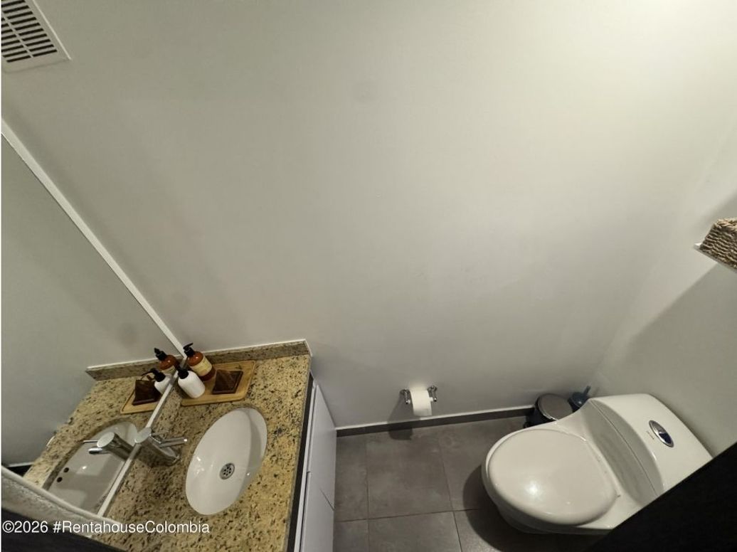 Apartamento de 1 alcoba en venta en Las Nieves, Bogotá, 58 m² · foto 12 de 20