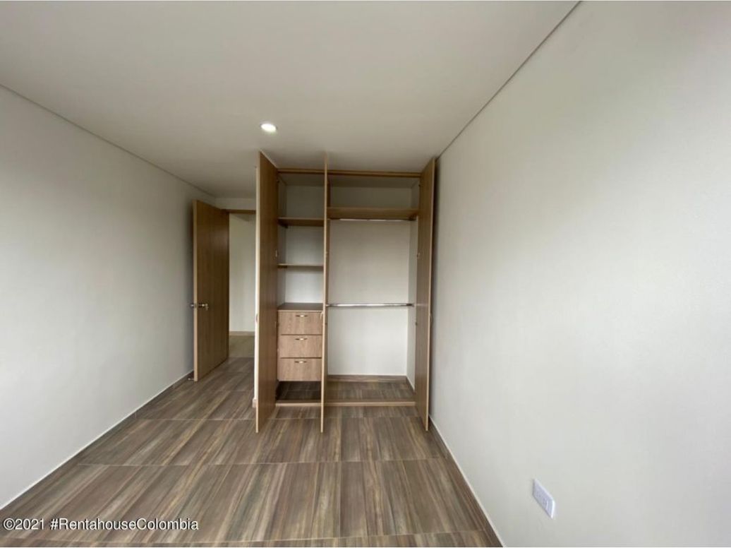 Apartamento en venta en Salitre Greco, Bogotá · foto 16 de 20