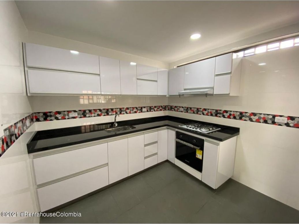 Apartamento en venta en Salitre Greco, Bogotá · foto 8 de 20