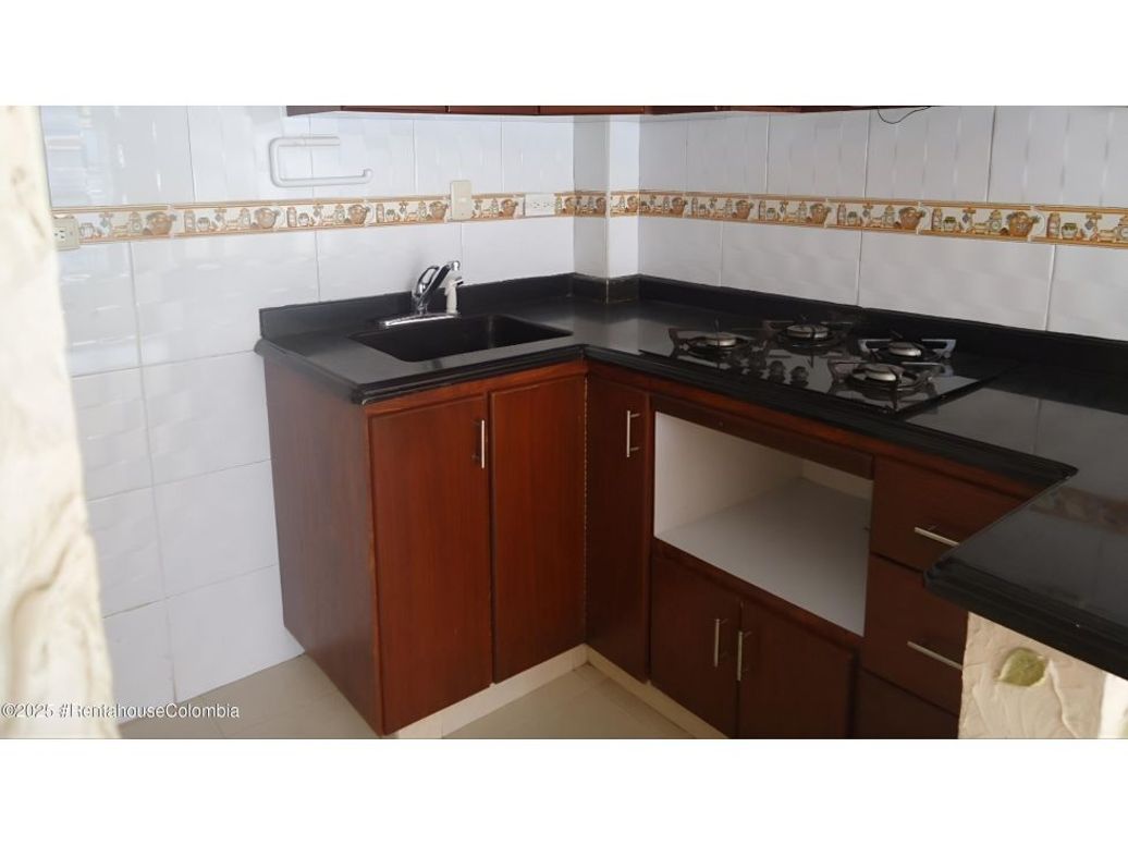 Casa de 3 alcobas en venta en Tintala, Bogotá, 62 m² · foto 7 de 20