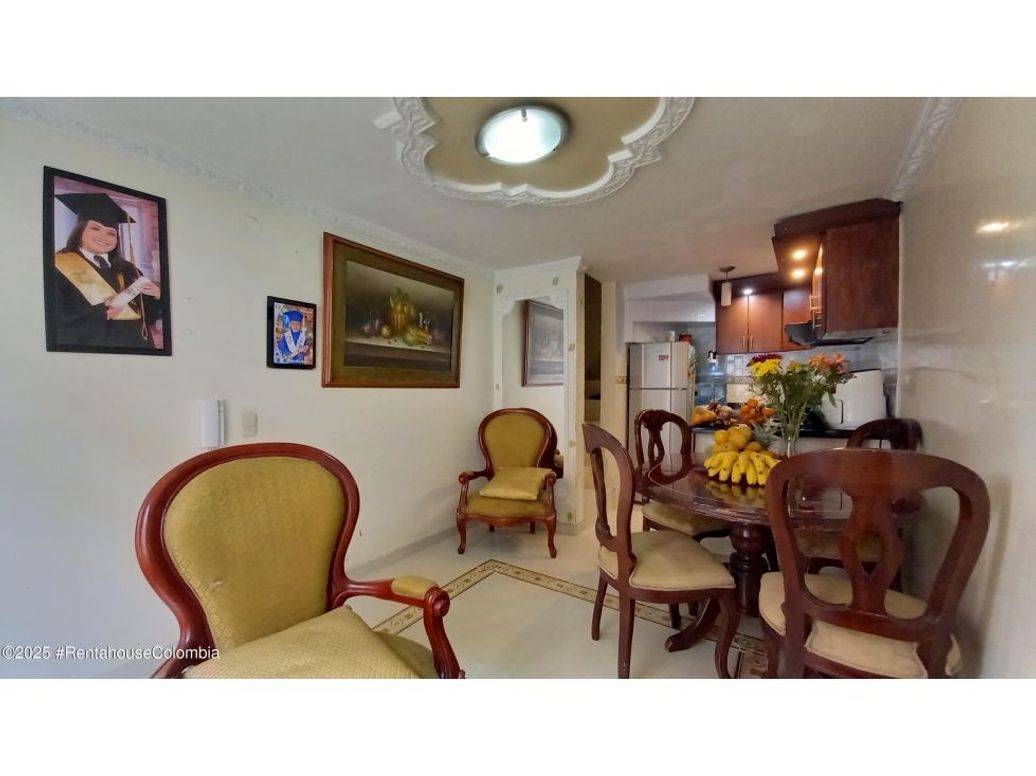 Casa de 3 alcobas en venta en Tintala, Bogotá, 62 m² · foto 3 de 20