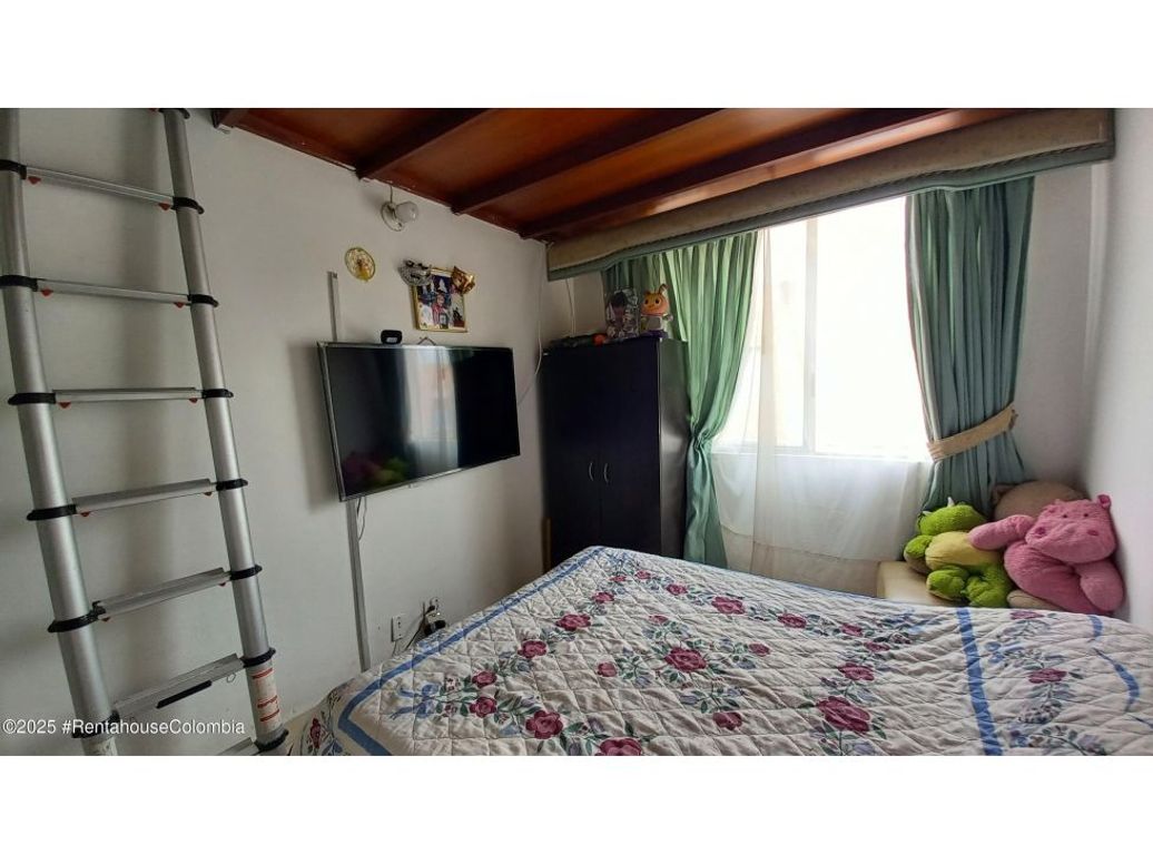 Apartamento de 3 alcobas en venta en Britalia, Bogotá, 54 m² · foto 9 de 20
