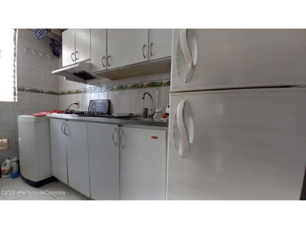 Apartamento de 3 alcobas en venta en Britalia, Bogotá, 54 m² · foto 5 de 20