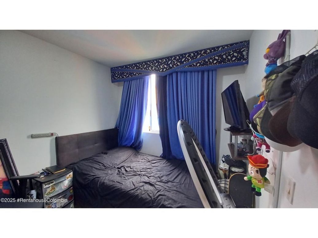 Apartamento de 3 alcobas en venta en Britalia, Bogotá, 54 m² · foto 11 de 20