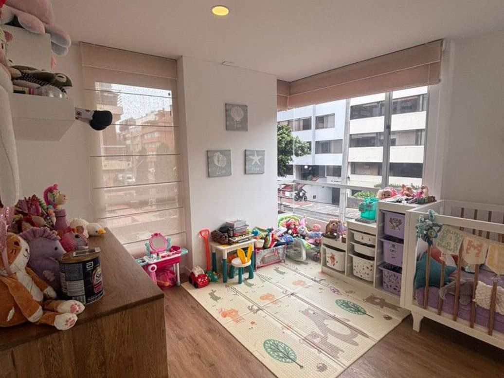 Apartamento de 3 alcobas en venta en San Patricio, Bogotá, 176 m² · foto 12 de 20