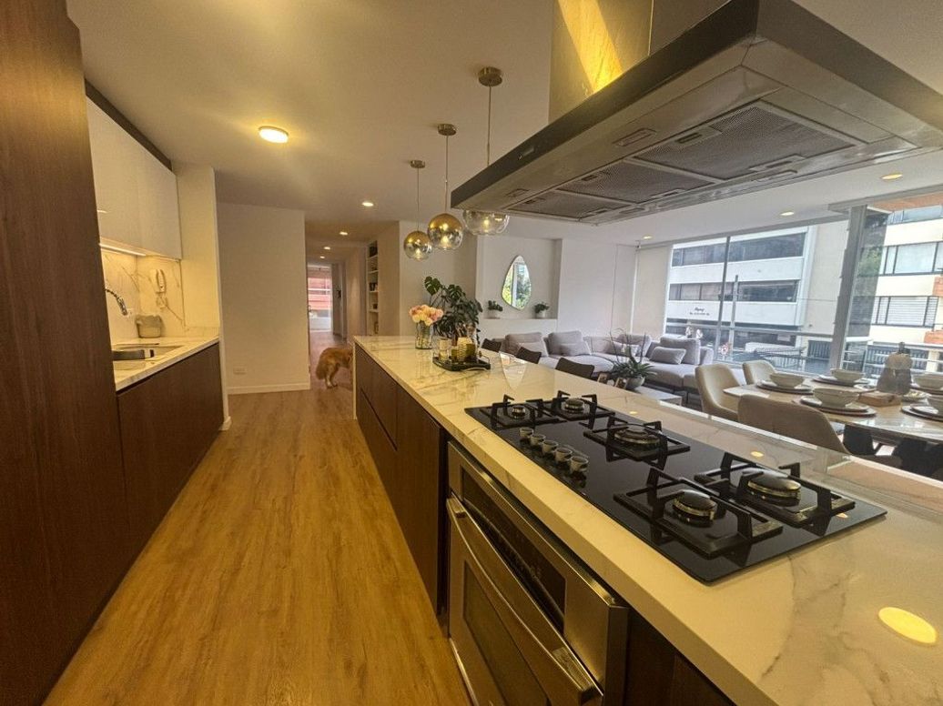 Apartamento de 3 alcobas en venta en San Patricio, Bogotá, 176 m² · foto 5 de 20