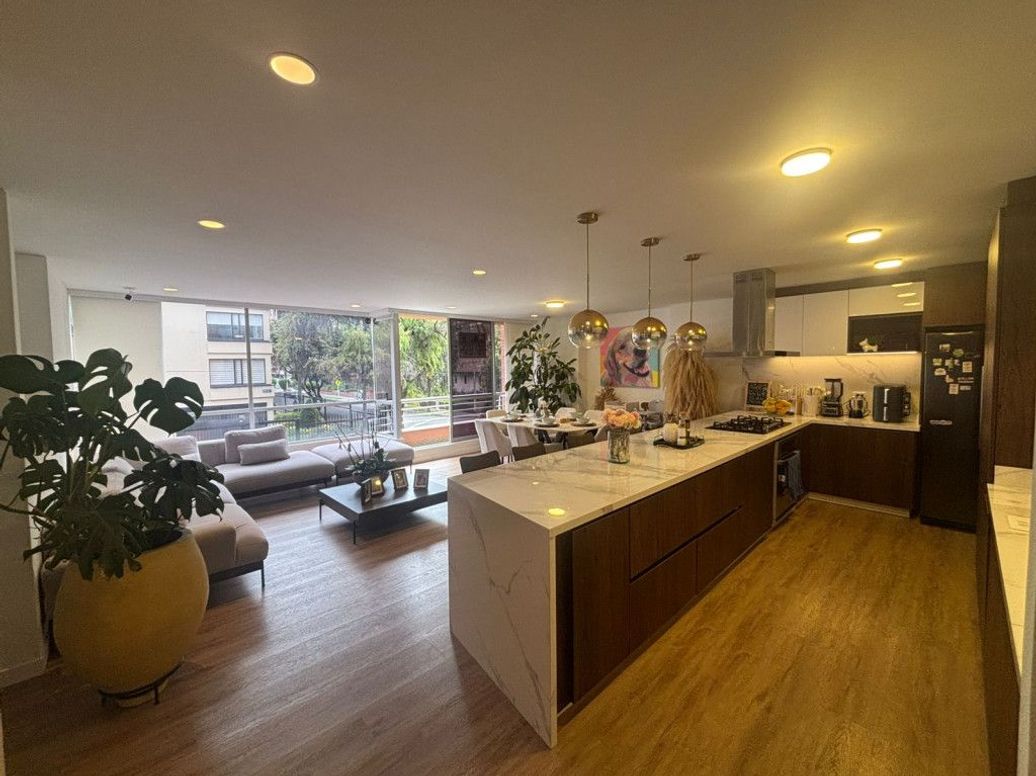 Apartamento de 3 alcobas en venta en San Patricio, Bogotá, 176 m² · foto 4 de 20
